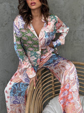 Camisa de manga larga con estampado étnico único